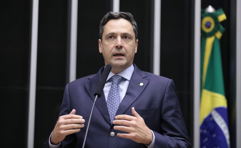 Cancelado debate sobre medidas para desburocratizar o mercado de capitais brasileiro - Notícias