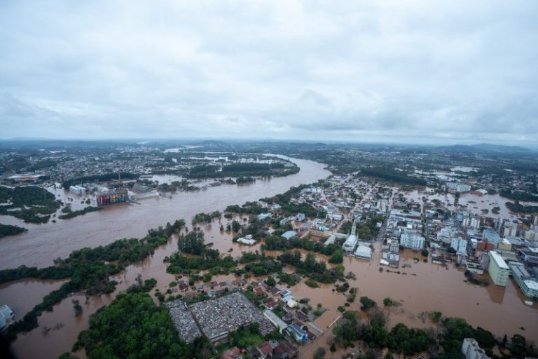 Lira dispensa registro de presença de deputados do Rio Grande do Sul nesta semana - Notícias