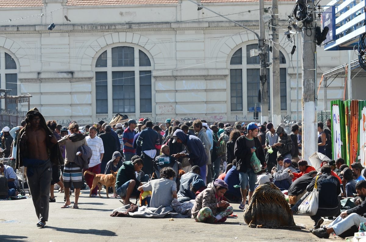 Trabalhadores denunciam abordagens violentas na Cracolândia, em SP – Sociedade – CartaCapital