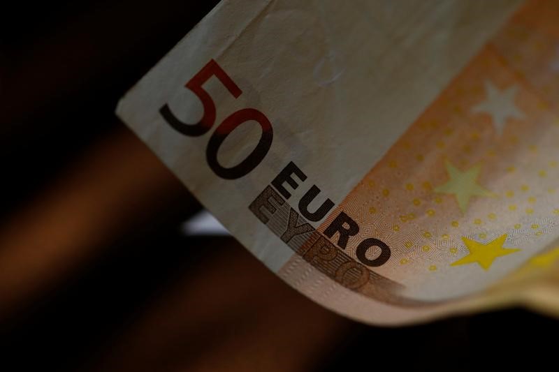 &copy; Reuters.
