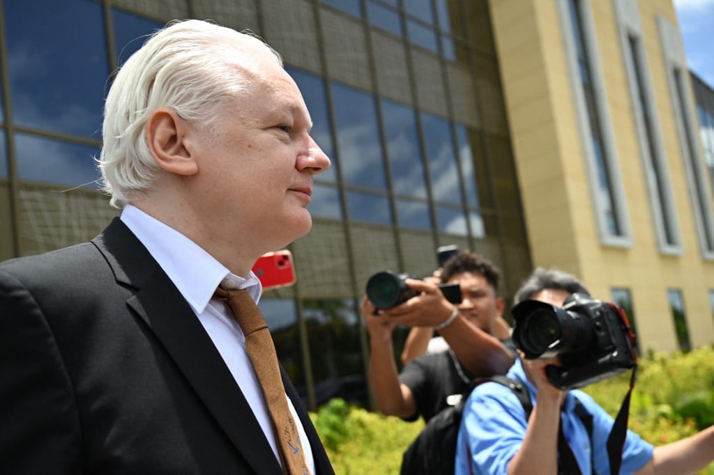 Assange é declarado um 'homem livre' após acordo de admissão de culpa com Justiça dos EUA – Mundo – CartaCapital