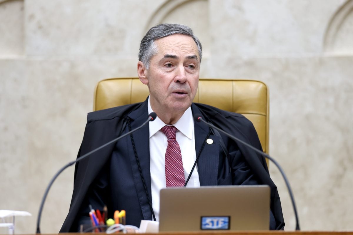 Barroso defende a regulação das redes sociais e critica 'tribalização' na internet – Justiça – CartaCapital
