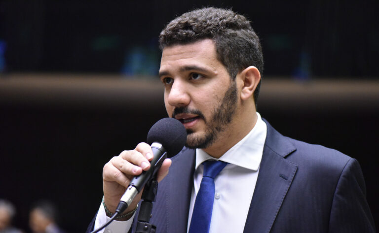 Discussão e votação de propostas. Dep. Neto Carletto(PP - BA)