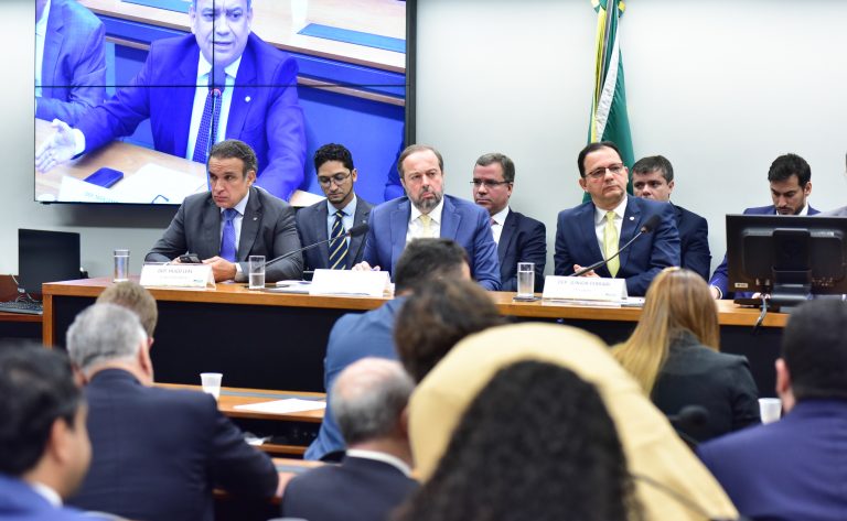 Audiência Pública - A Crescente Importância da Energia Nuclear no Cenário Global. Dep. Hugo Leal (PSD-RJ), Ministro de Minas e Energia, Alexandre Silveira de Oliveira e Dep. Júnior Ferrari (PSD - PA)