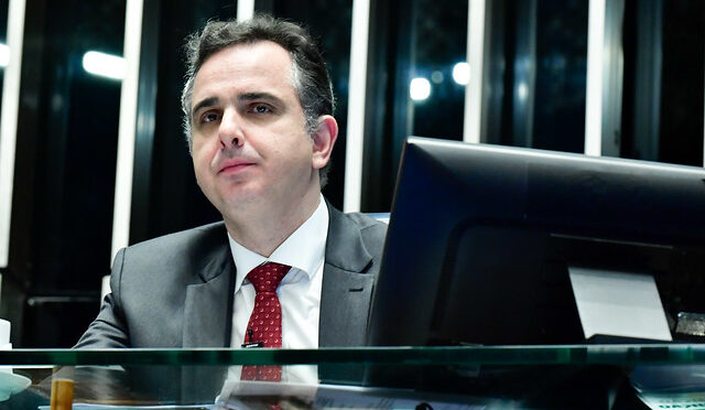 Pacheco diz que decisão sobre “taxa das blusinhas” será do plenário