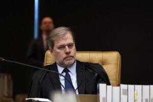 Toffoli condena servidor do DF por incitar agressão a jornalistas da Globo – Justiça – CartaCapital