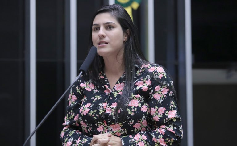 Discussão e votação de propostas. Dep. Chris Tonietto (PL - RJ)