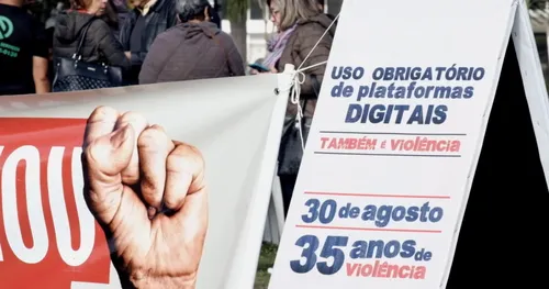 Filme mostra como plataformização da educação aprofunda
