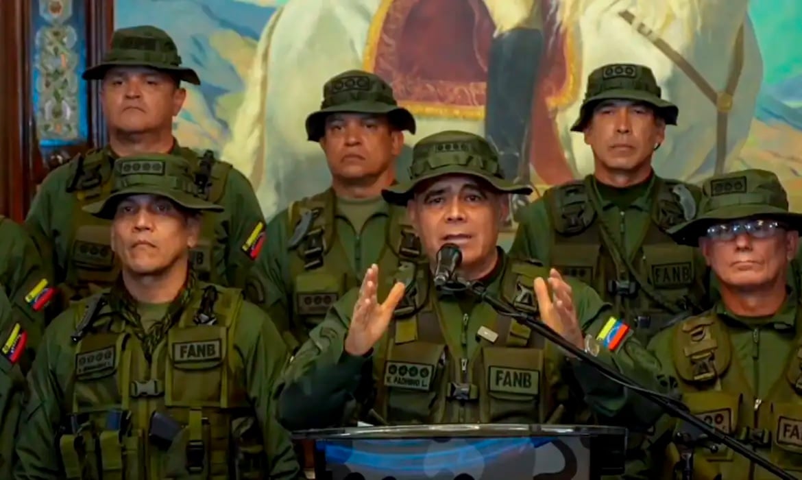 Forças Armadas da Venezuela reafirmam lealdade a Maduro – Mundo – CartaCapital