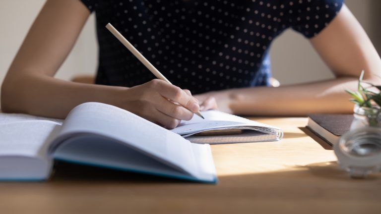 Lei que cria a Política Nacional de Assistência Estudantil é sancionada com vetos - Notícias
