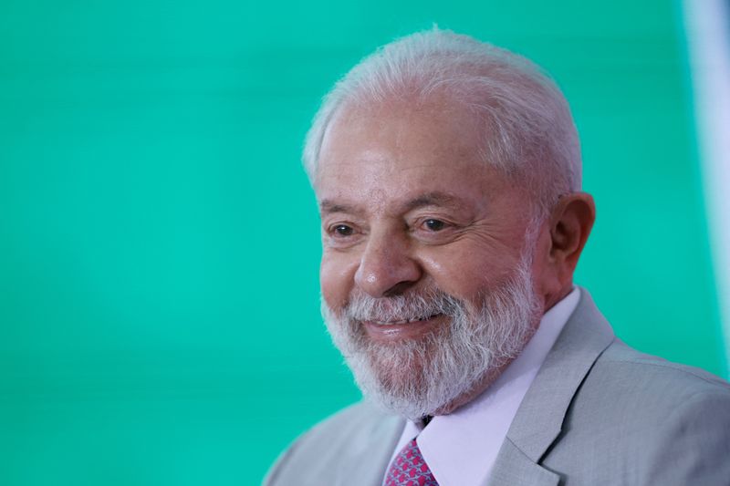 &copy; Reuters Lula lista feitos do governo, reafirma compromisso fiscal e diz que País estava em 'ruínas'