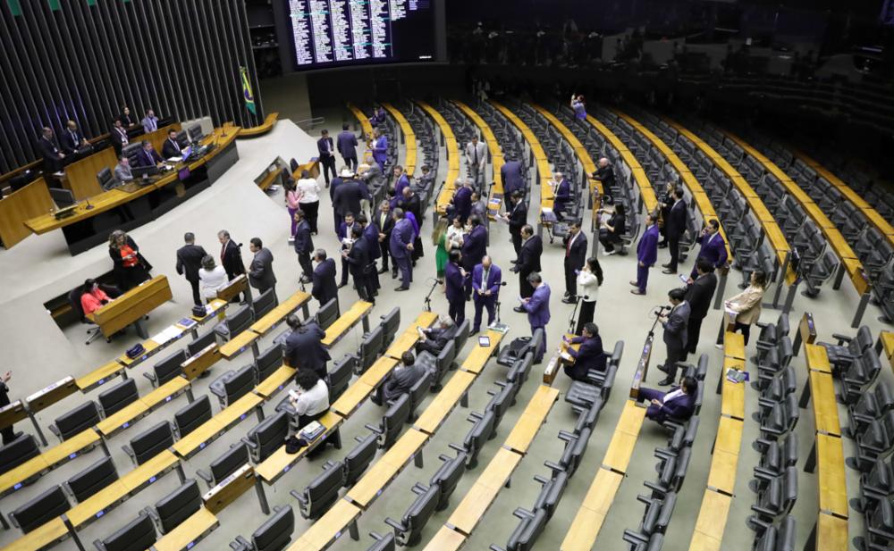 PL dá 11 votos a favor de projeto da tributária, apesar de orientação contrária; veja como votou cada deputado – CartaExpressa – CartaCapital