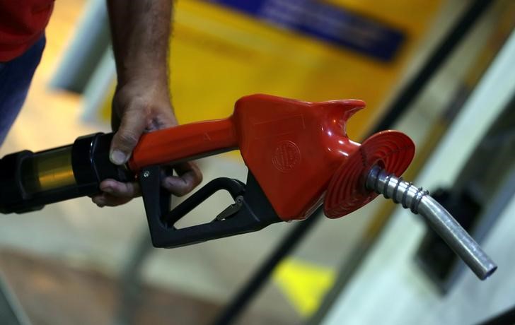 &copy; Reuters.  Refinarias privadas ameaçam recorrer à Justiça contra preços da Petrobras