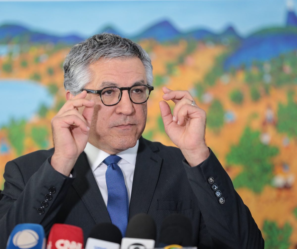 ‘Tem que responder pelos crimes, diz Padilha sobre Bolsonaro – CartaExpressa – CartaCapital