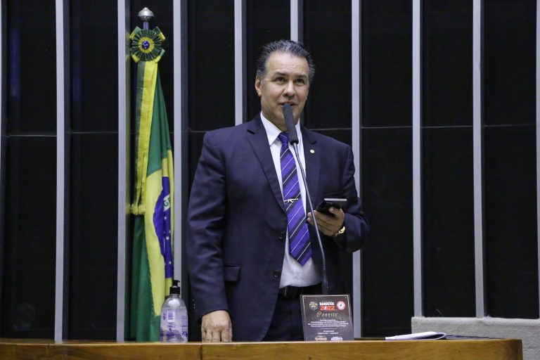 Proposições Remanescentes do Dia Anterior. Dep. Capitão Augusto PL - SP