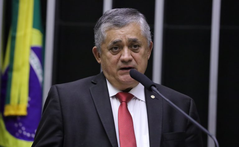 Discussão e votação de propostas. Dep. José Guimarães (PT - CE)