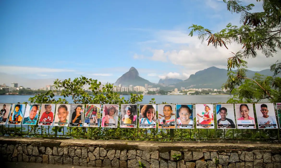 ONG critica a retirada de fotos de crianças vítimas de violência – Sociedade – CartaCapital