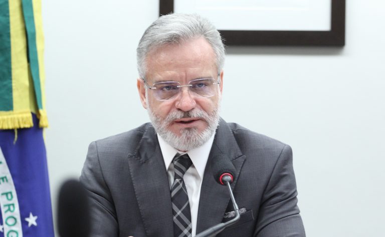 Audiência Pública - Concentração das operações ferroviárias no Brasil e suas implicações para o setor de transporte. Dep. Gilberto Abramo (REPUBLICANOS - MG)