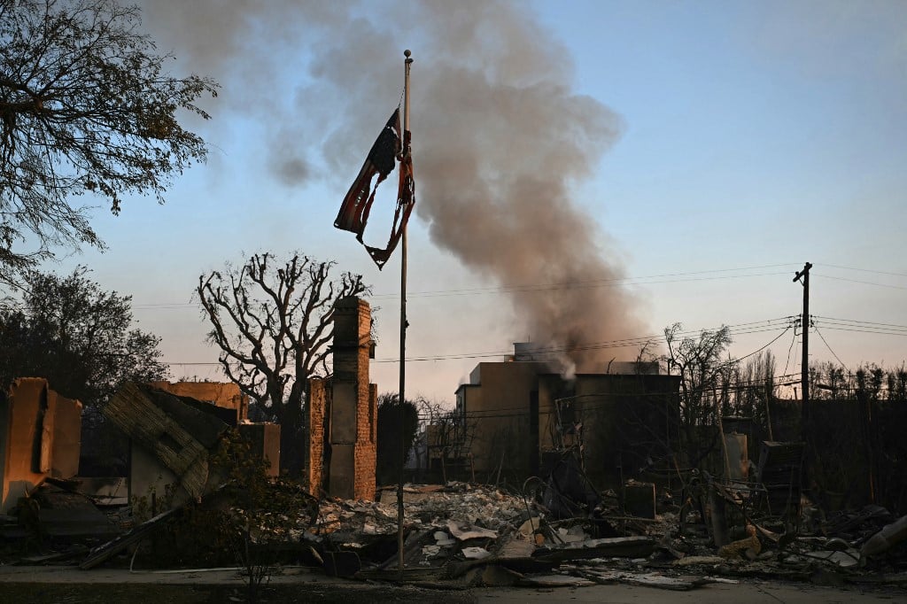 Incêndios devastadores em Los Angeles deixam 10 mortos – Mundo – CartaCapital