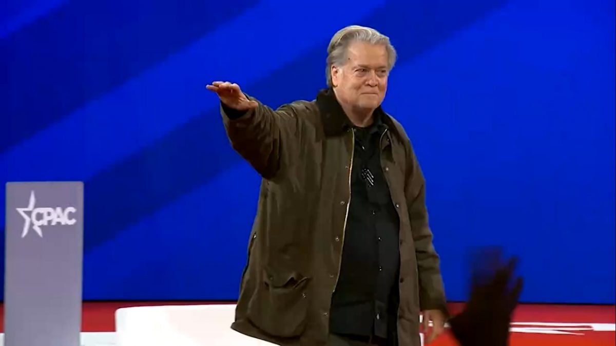 Guru do trumpismo, Steve Bannon faz saudação nazista em evento conservador nos EUA – Mundo – CartaCapital