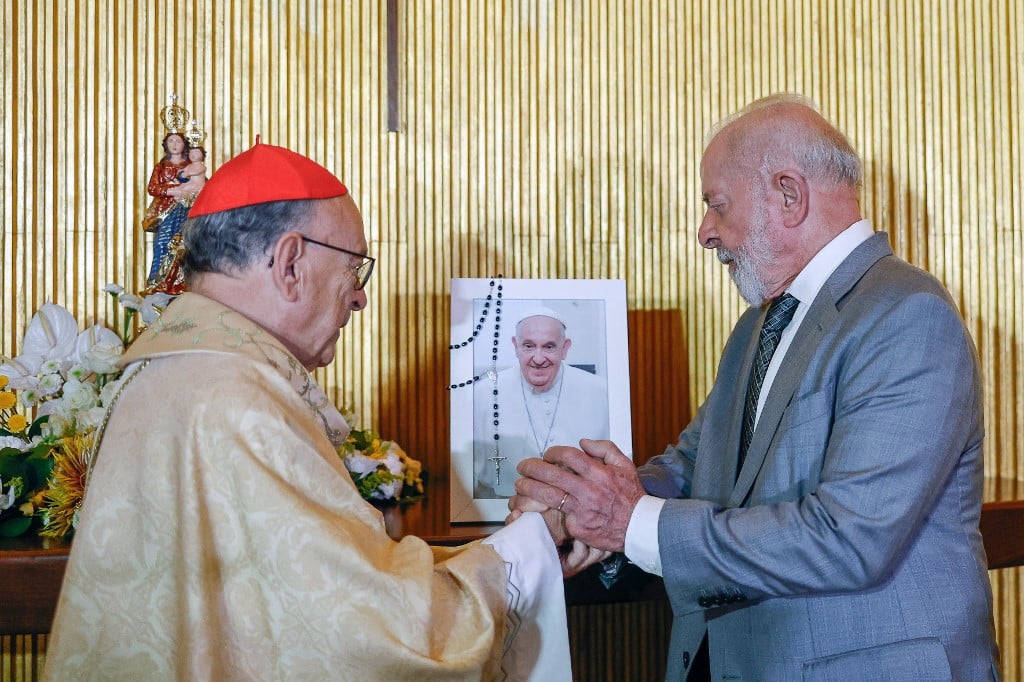 Lula faz missa pela saúde do papa no Palácio da Alvorada – Política – CartaCapital