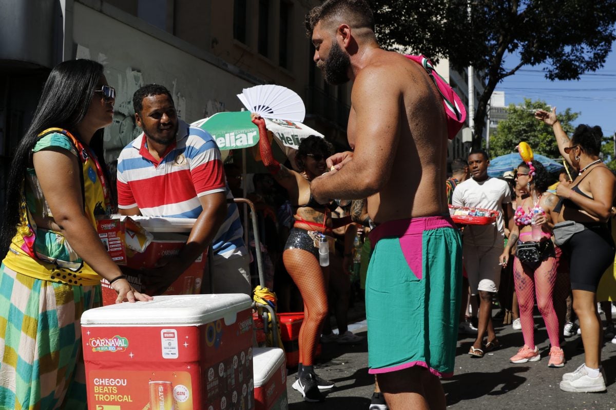 MPF pede que Prefeitura do Rio mude regras para ambulantes no Carnaval – Sociedade – CartaCapital