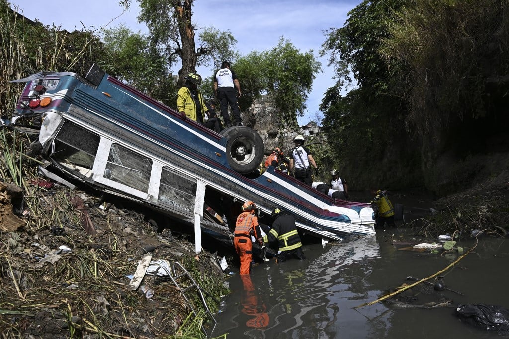 Ônibus cai de barranco e deixa mais de 50 mortos na Guatemala – Mundo – CartaCapital
