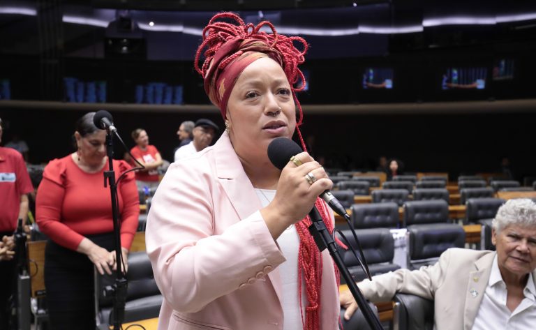 Homenagem aos 45 Anos do Partido dos Trabalhadores – PT. Dep. Daiana Santos (PCDOB-RS)