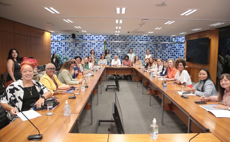 Reunião entre a Bancada Feminina e o novo Ministro da Saúde.