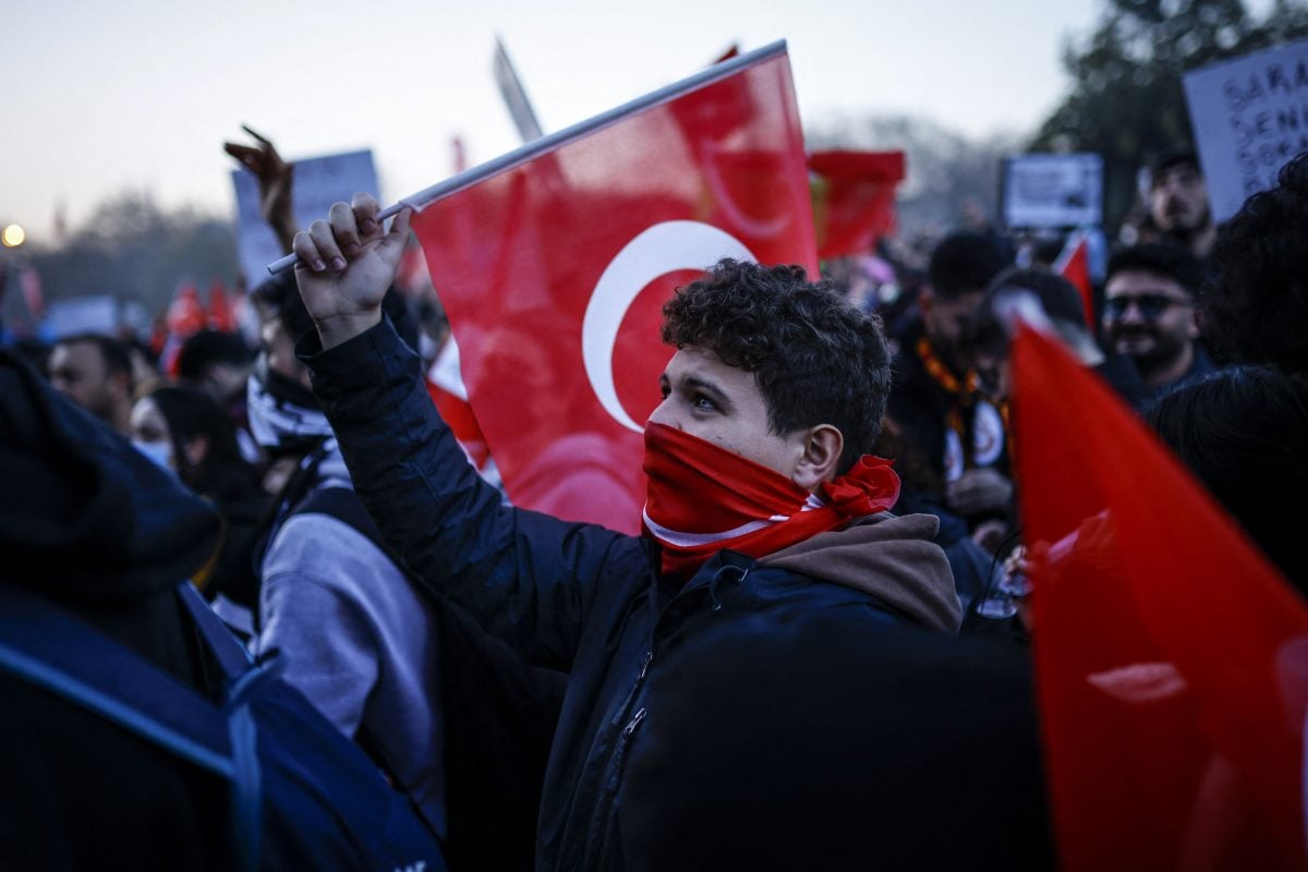 Centenas de pessoas são presas na Turquia por protestos contra prisão de opositor de Erdogan – CartaExpressa – CartaCapital