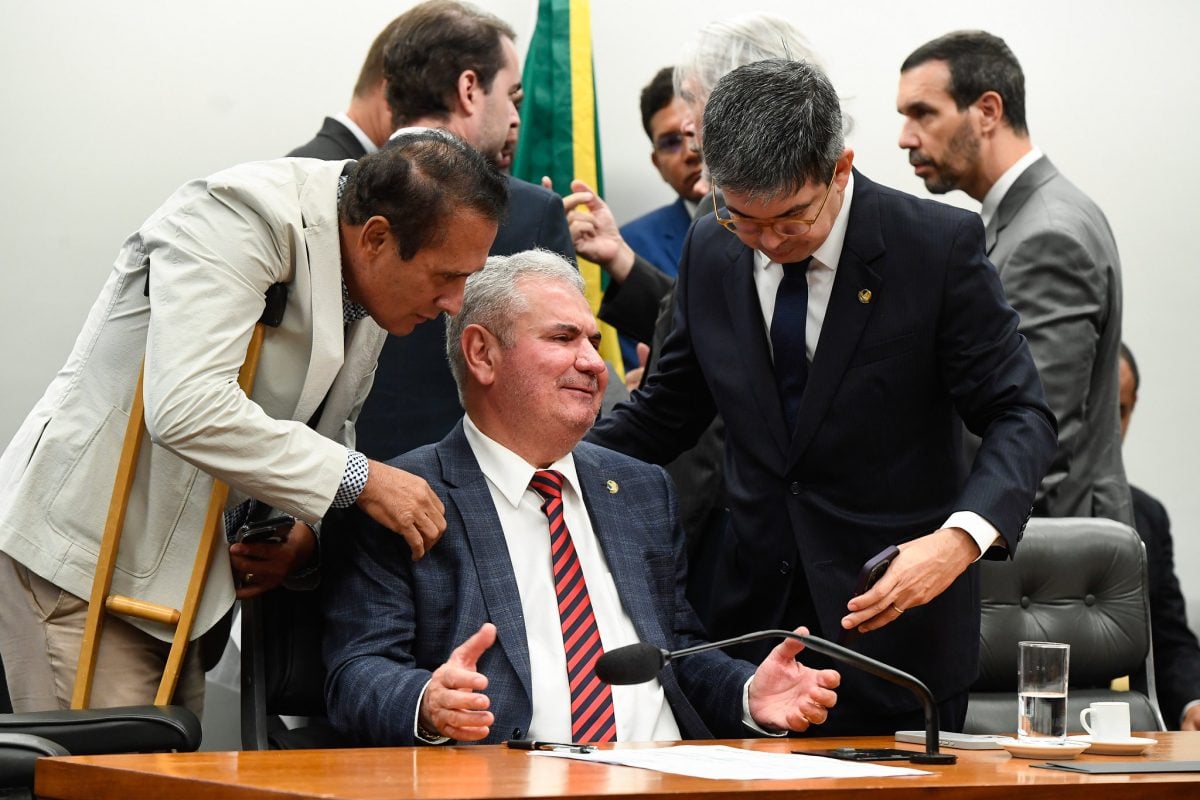 Comissão dá aval e Orçamento de 2025 segue para votação no Congresso – Política – CartaCapital