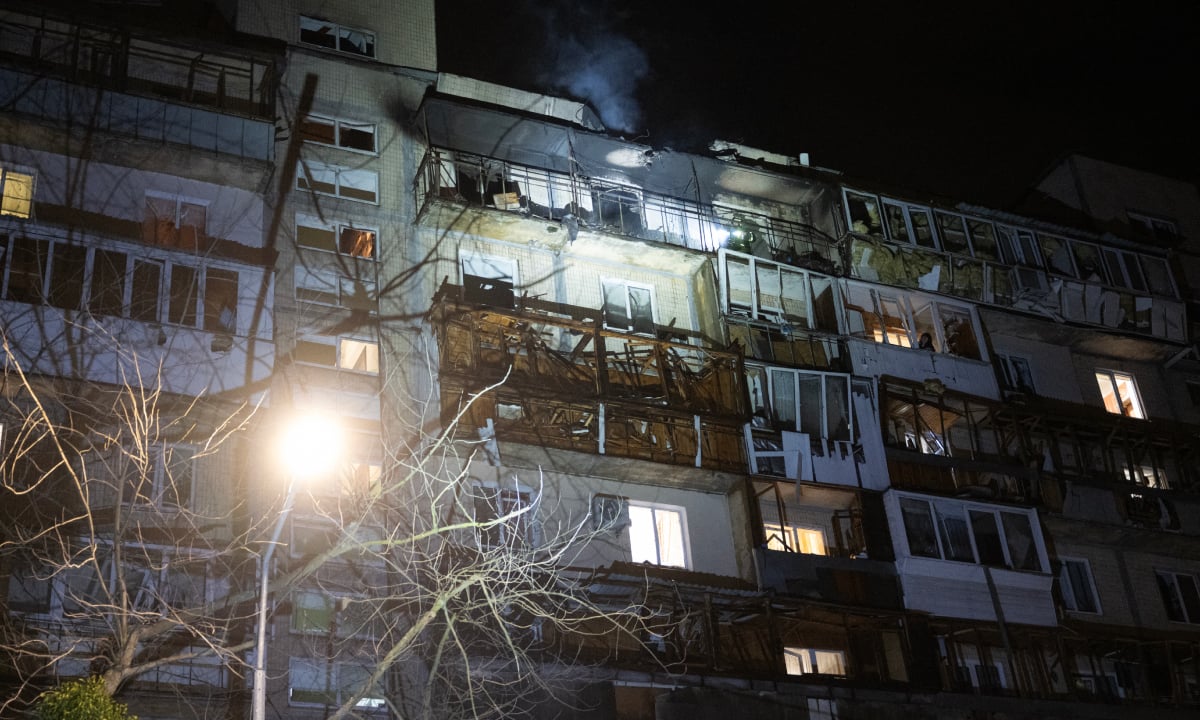 Rússia ataca área residencial de Kiev antes de negociações – Mundo – CartaCapital