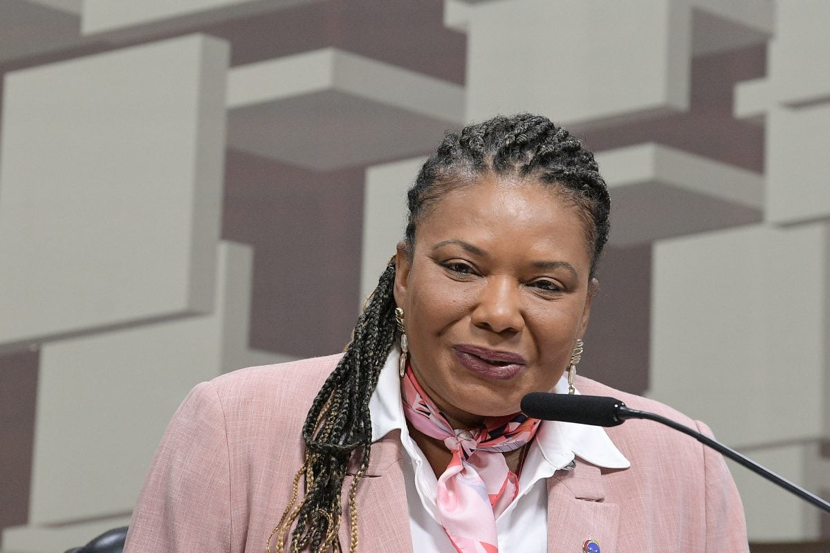 Azul é condenada a pagar R$ 59 mil por atraso que impediu show de Margareth Menezes – Justiça – CartaCapital
