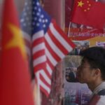 Para fortalecer acordo comercial, Trump suspende restrições à exportação de tecnologia para a China, diz jornal