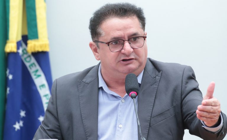 Audiência Pública - Isenção do IRPF a professores em efetivo exercício. Dep. Prof. Reginaldo Veras (PV-DF)