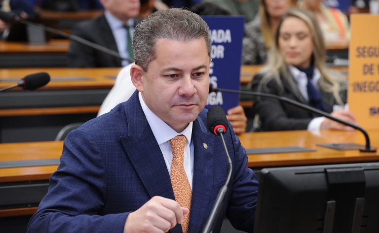 Audiência Pública - A saúde dos trabalhadores no transporte aéreo nacional. Dep. Cezinha de Madureira (PSD-SP)