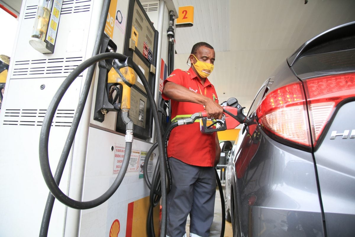 Gasolina sobe em 14 estados e no DF após reajuste do ICMS – Do Micro Ao Macro – CartaCapital