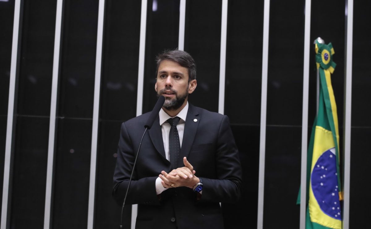 Governo confirma Pedro Lucas Fernandes nas Comunicações; saiba quem é o novo ministro