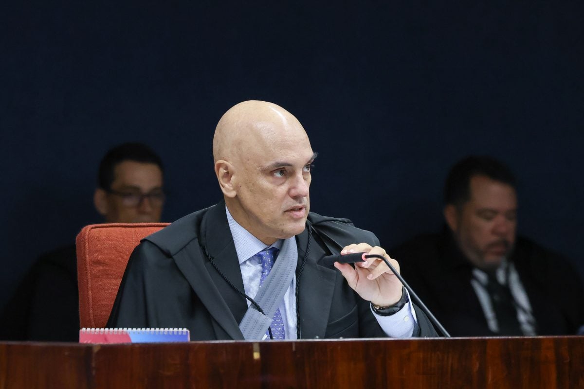 Moraes exibe vídeo e faz apelo contra a anistia em julgamento da trama golpista