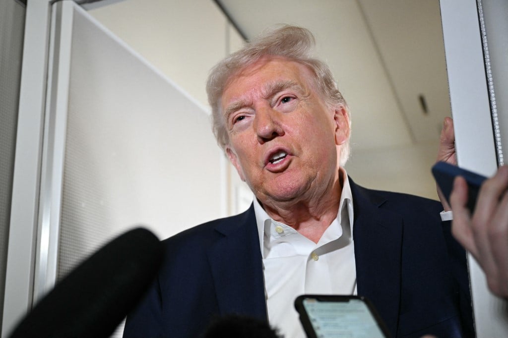 Trump substitui retrato de Obama pelo seu
