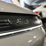 Gigante chinesa BYD bate Tesla com recorde de vendas anuais de carros elétricos em 2025