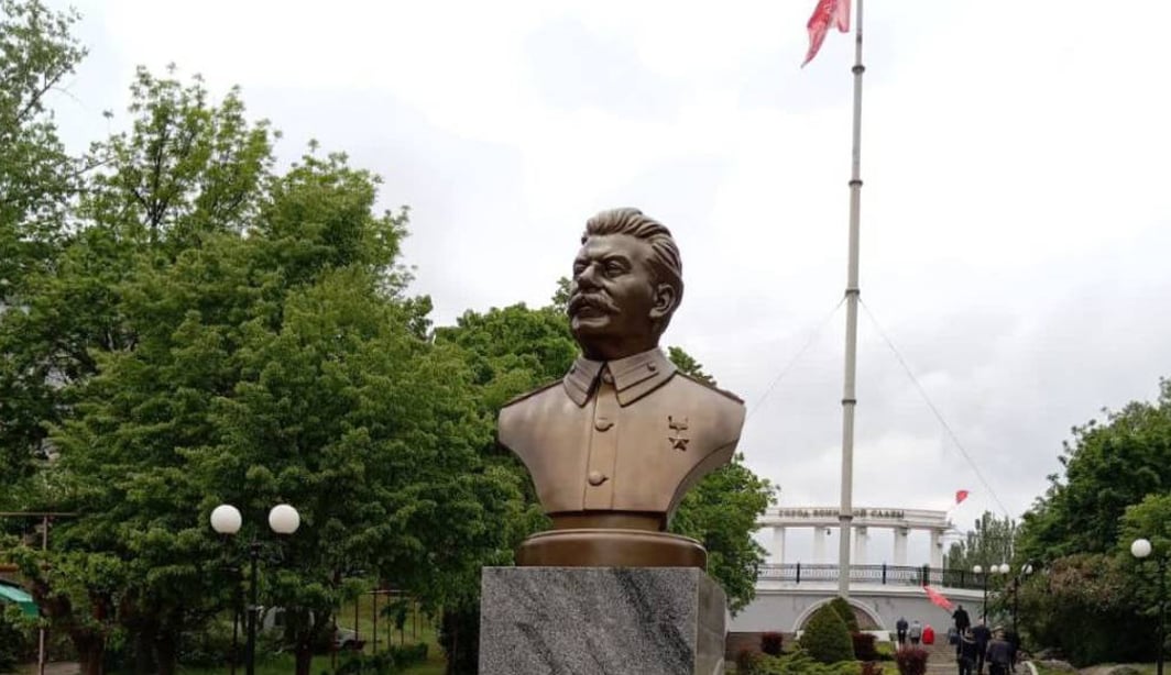 Busto de Stalin é inaugurado em área ocupada pela Rússia na Ucrânia – CartaCapital