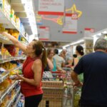 Brasil tem saldo positivo de 148,9 mil empregos com carteira assinada