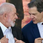 Governo estuda usar dinheiro público e pagar de uma só vez valor descontado de aposentados do INSS