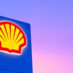 Shell prevê alta na produção de petróleo e gás, mas alerta para fraqueza no downstream