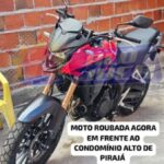 casal tem moto levada por criminosos armados, em Pirajá
