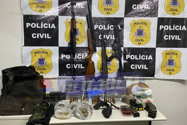 suspeito de duplo homicídio em Xique-Xique é preso pela Polícia Civil e dois fuzis são apreendidos; outros envolvidos estão sendo procurados