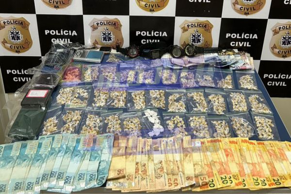 dupla é presa pela Polícia Civil por tráfico de drogas em Vitória da Conquista