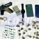 dupla cai de moto durante fuga e é presa com pistola e drogas em Lauro de Freitas