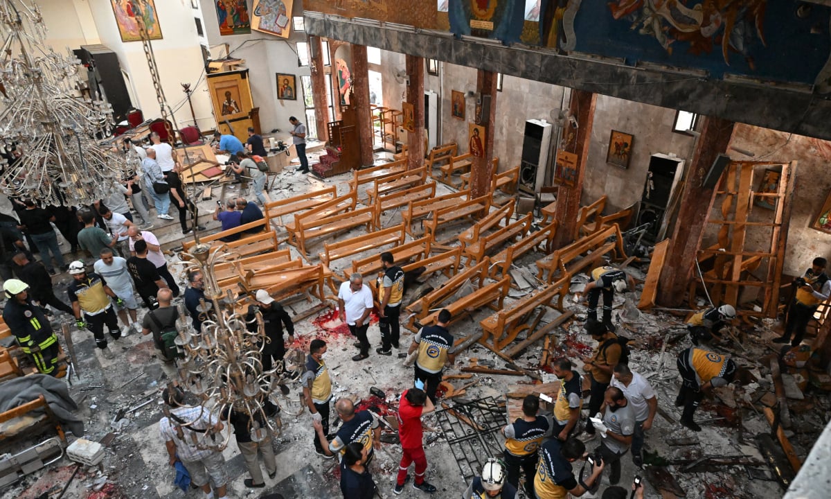 Atentado contra igreja na Síria perpetrado por membro do EI deixa pelo menos 20 mortos – CartaCapital